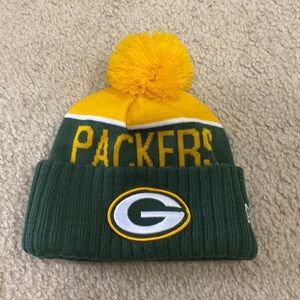 Team issued New Era Green Bay Packers Beanie